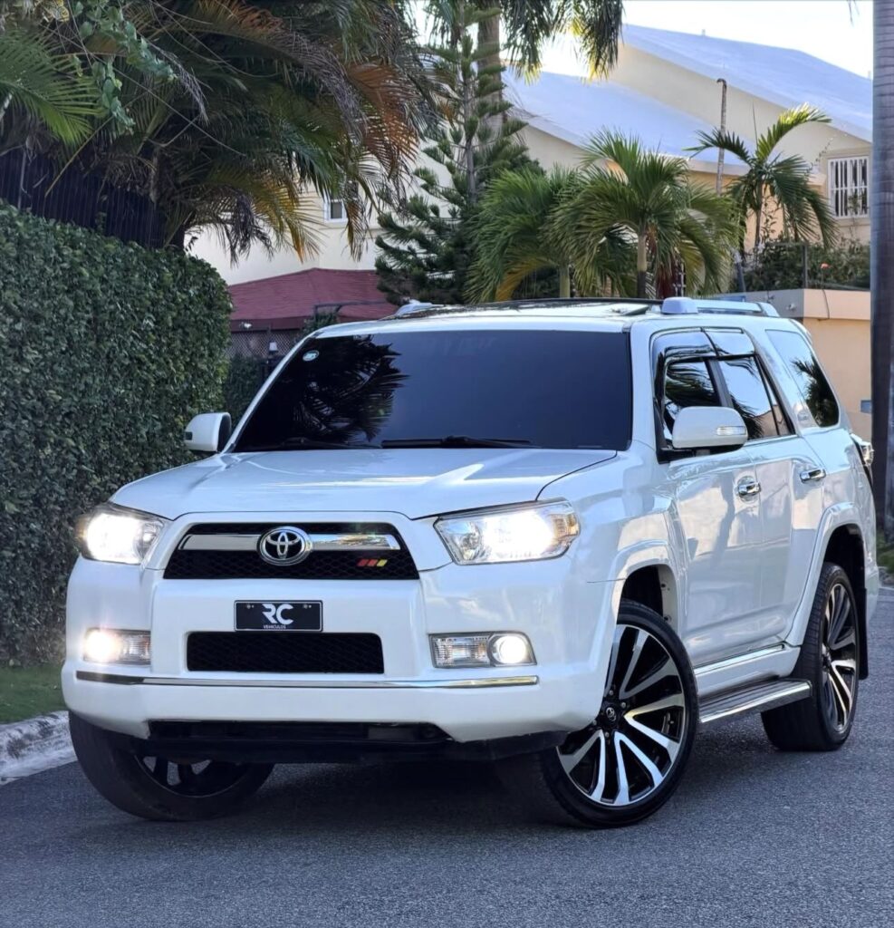Toyota 4Runner SR5 2010