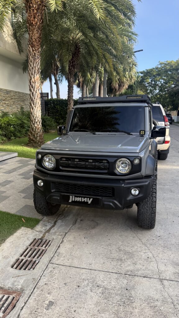 Suzuki Jimny 2023