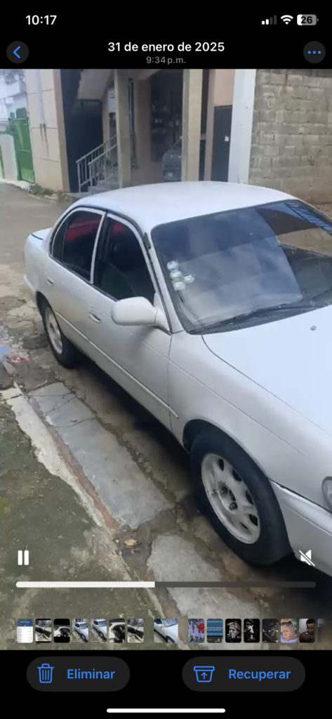 Toyota Corolla LE 1993