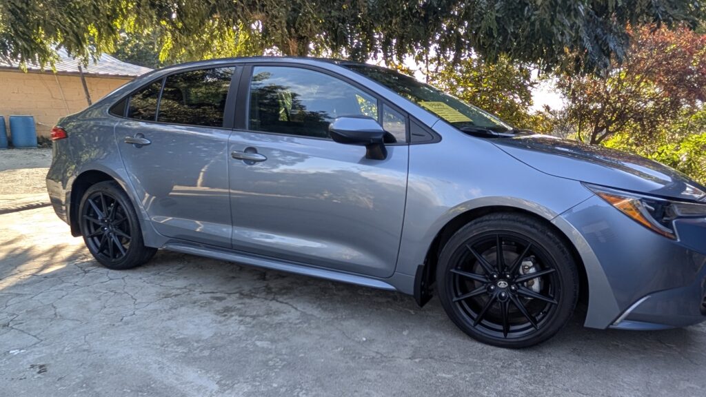 Toyota Corolla LE 2024