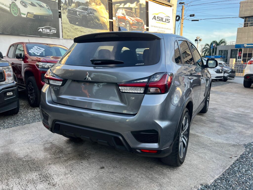 Mitsubishi Outlander Sport SE 2020