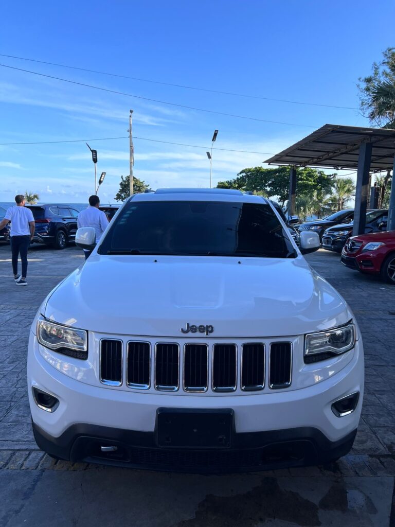Jeep Grand Cherokee Laredo 2014