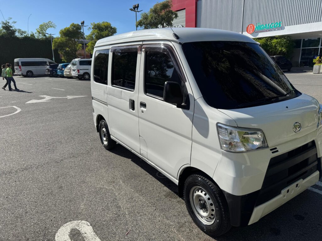 Daihatsu Hijet Cargo 2019