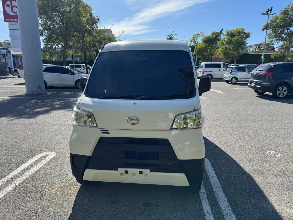 Daihatsu Hijet Cargo 2019