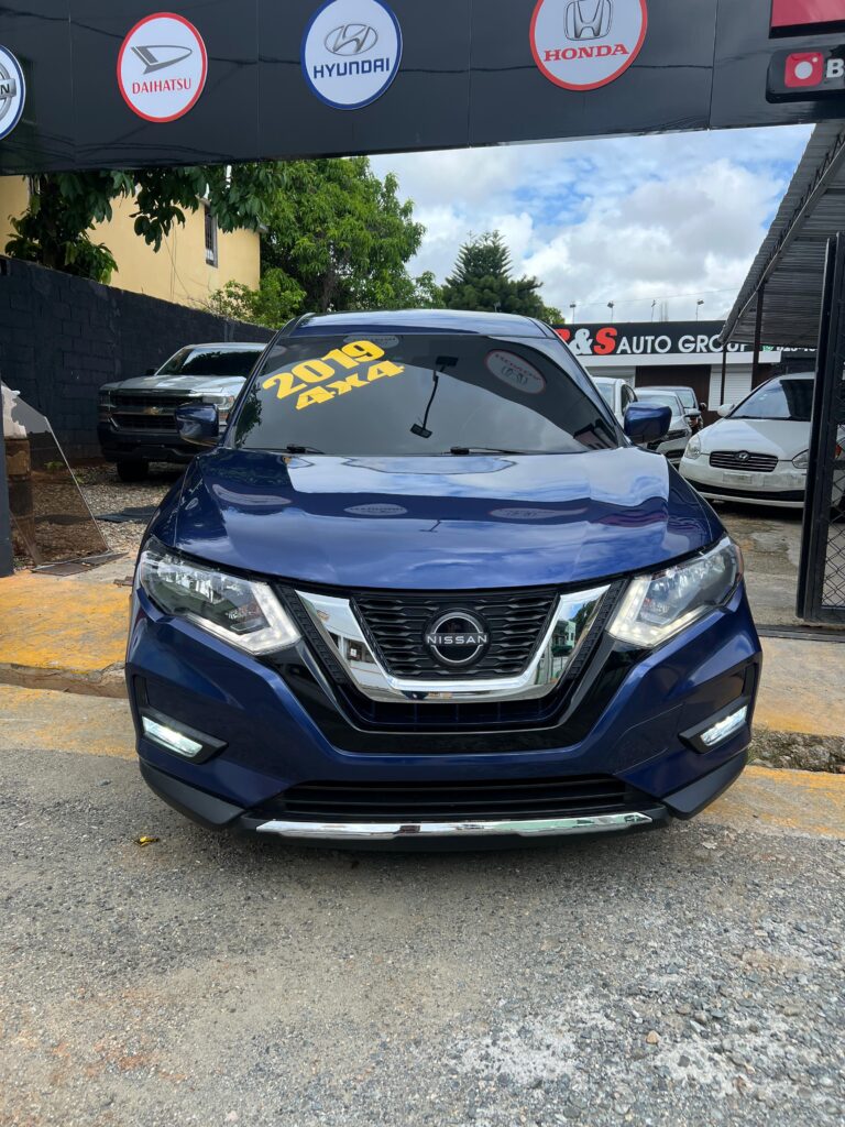 Nissan Rogue Sport S 2019