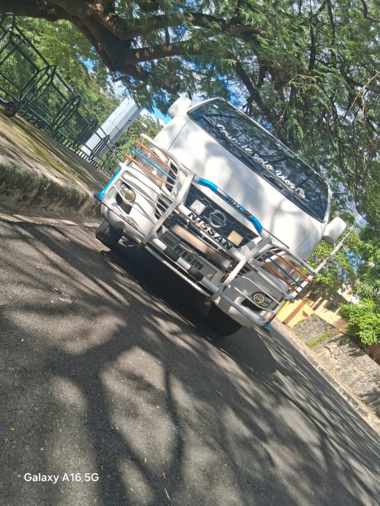 Nissan NV350 Urban 2015