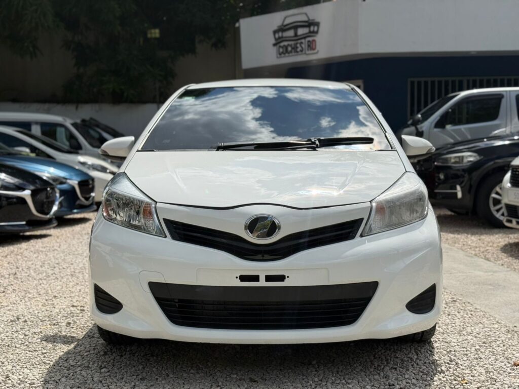 Toyota Vitz 2014