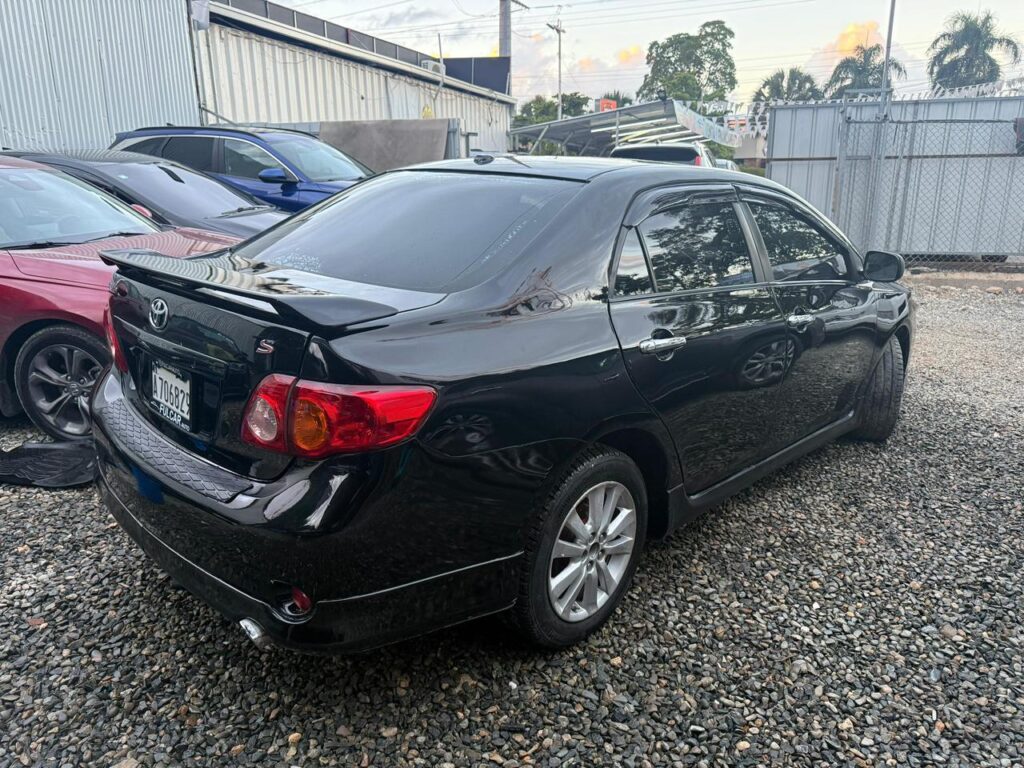Toyota Corolla S 2009