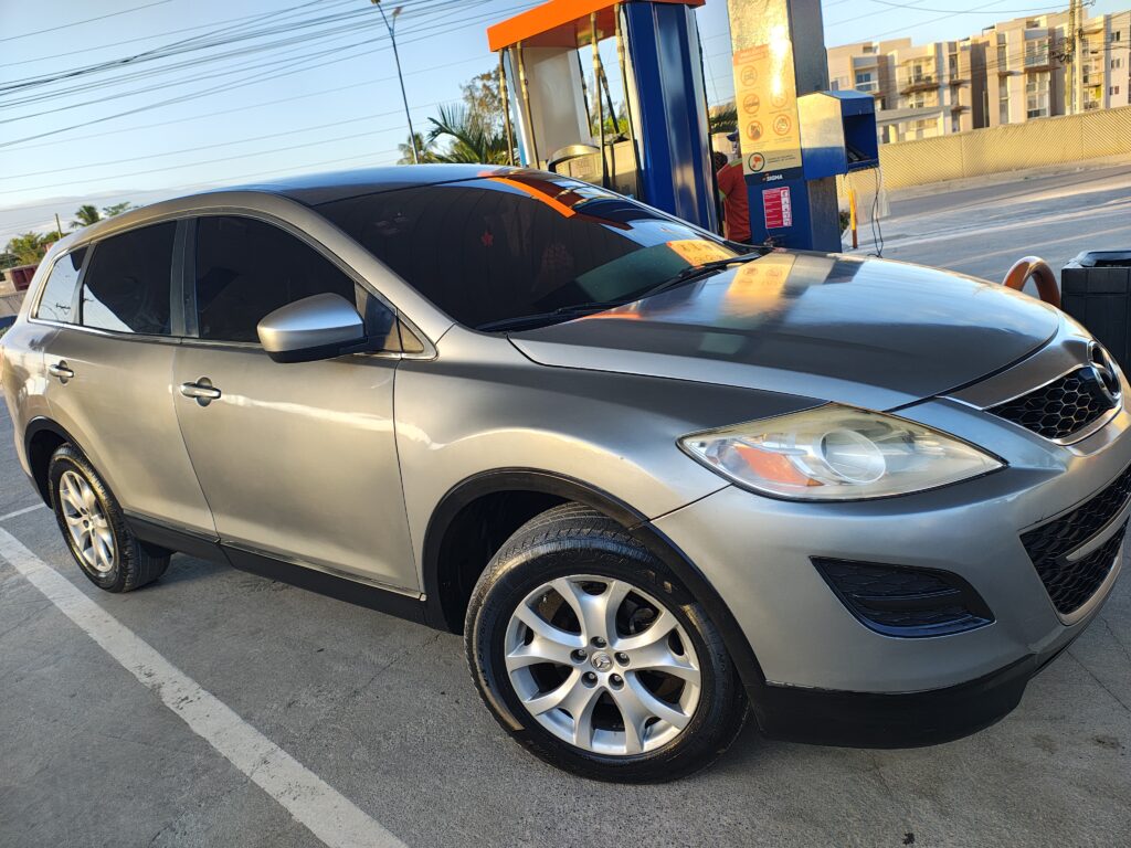 Mazda CX-9 Touring 2011