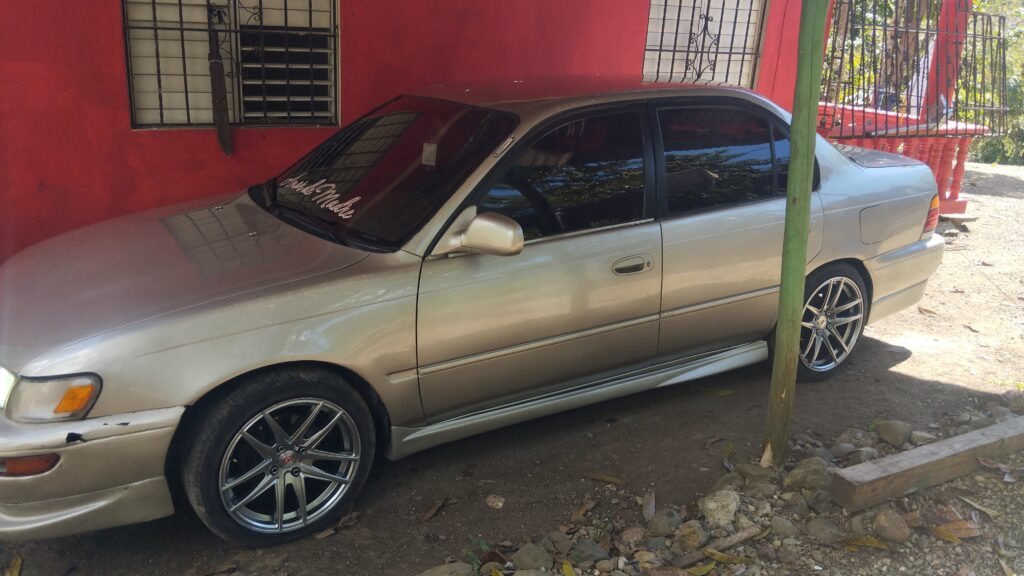 Toyota Corolla DX 1993