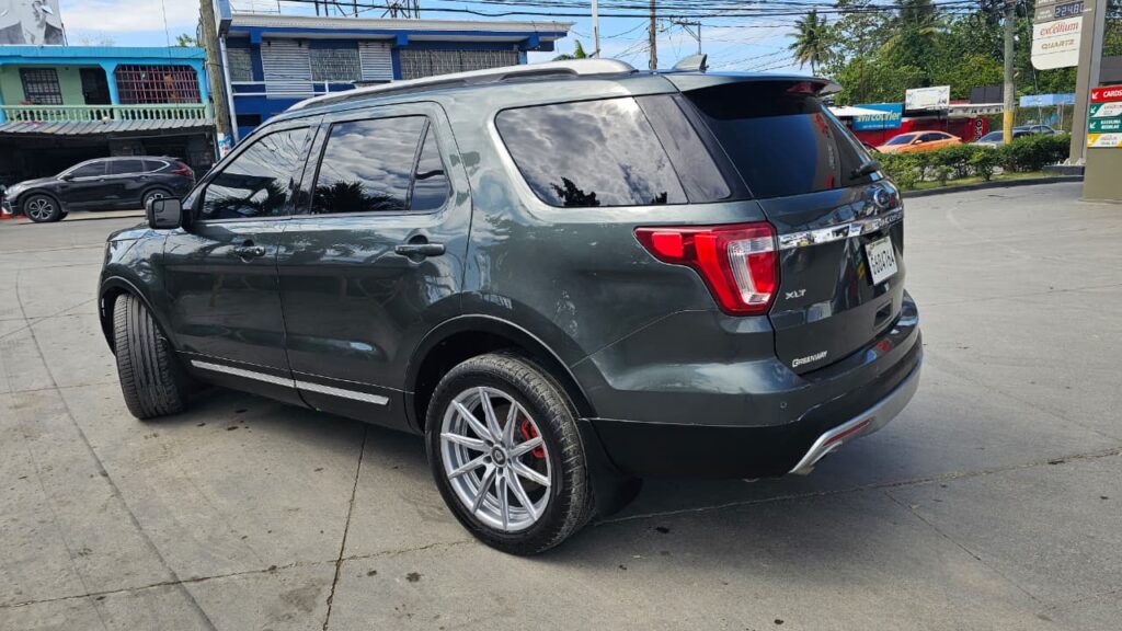 Ford Explorer XLT 2016
