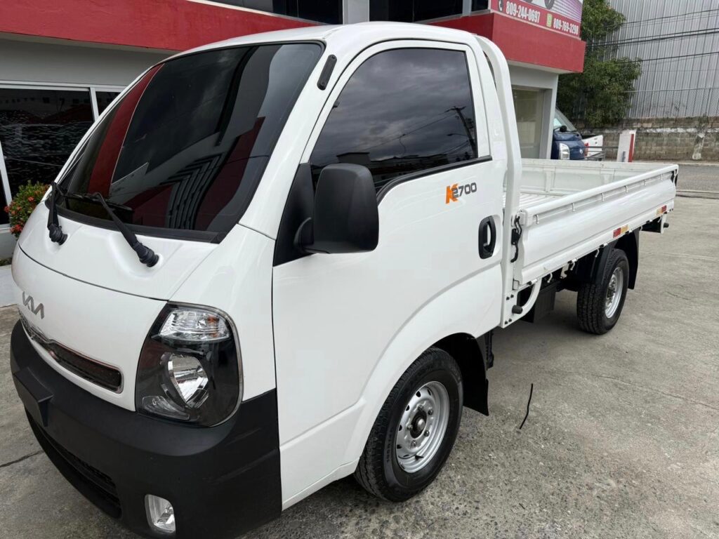Kia K2700 2025