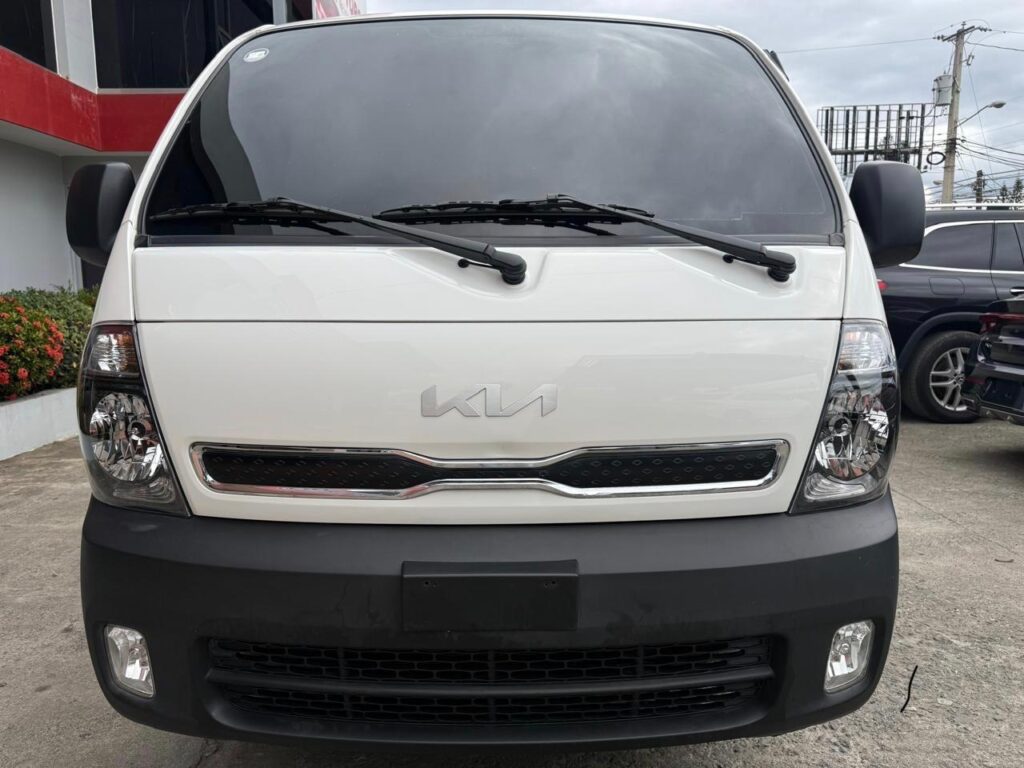 Kia K2700 2025