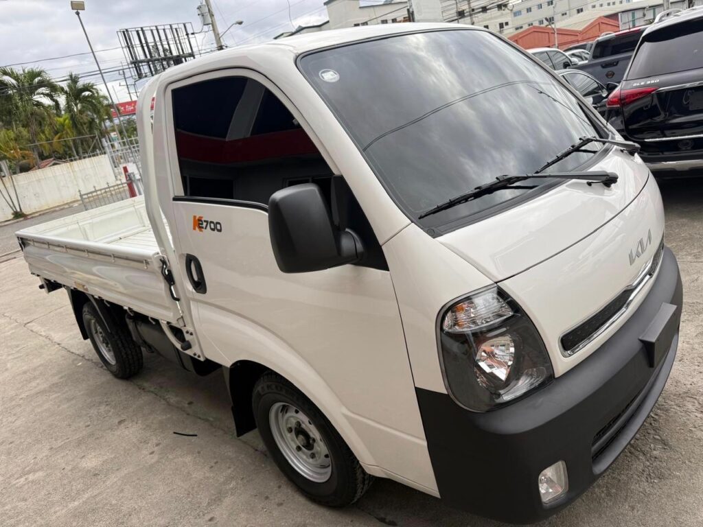 Kia K2700 2025