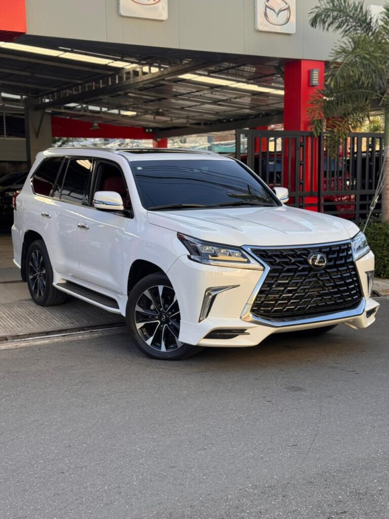 Lexus LX 570 2021