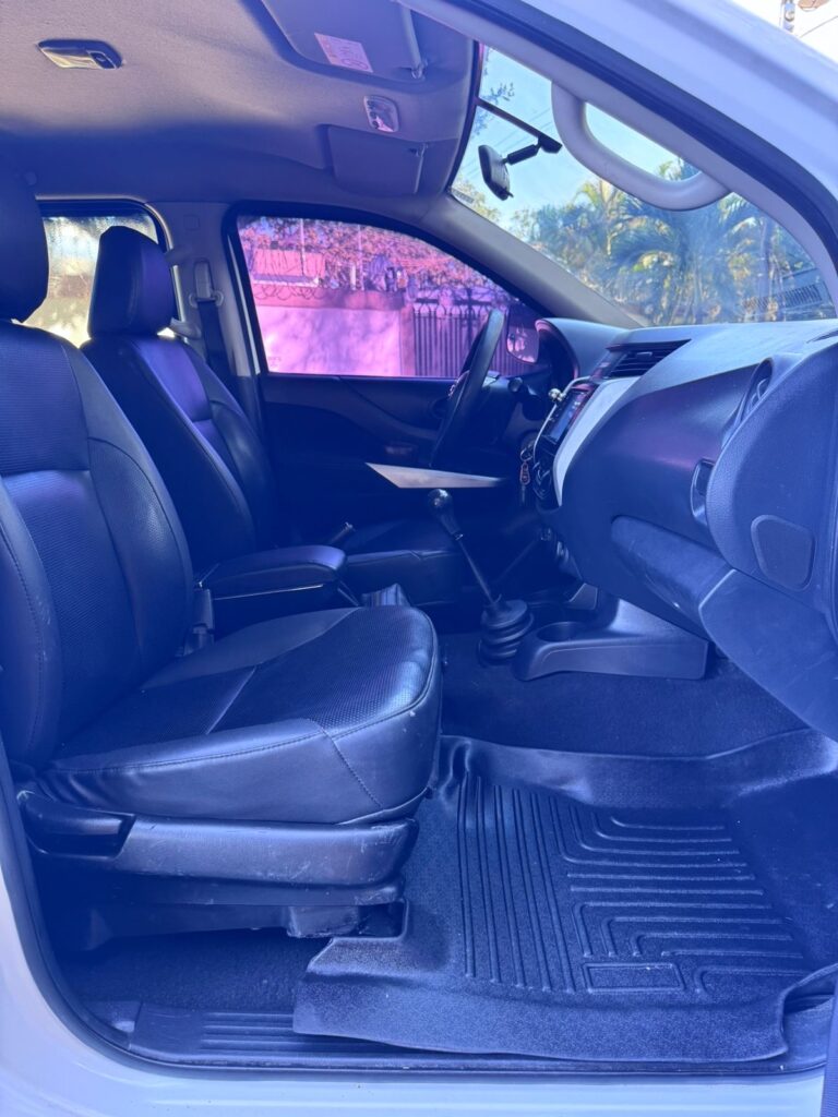 Nissan Frontier NP300 2016