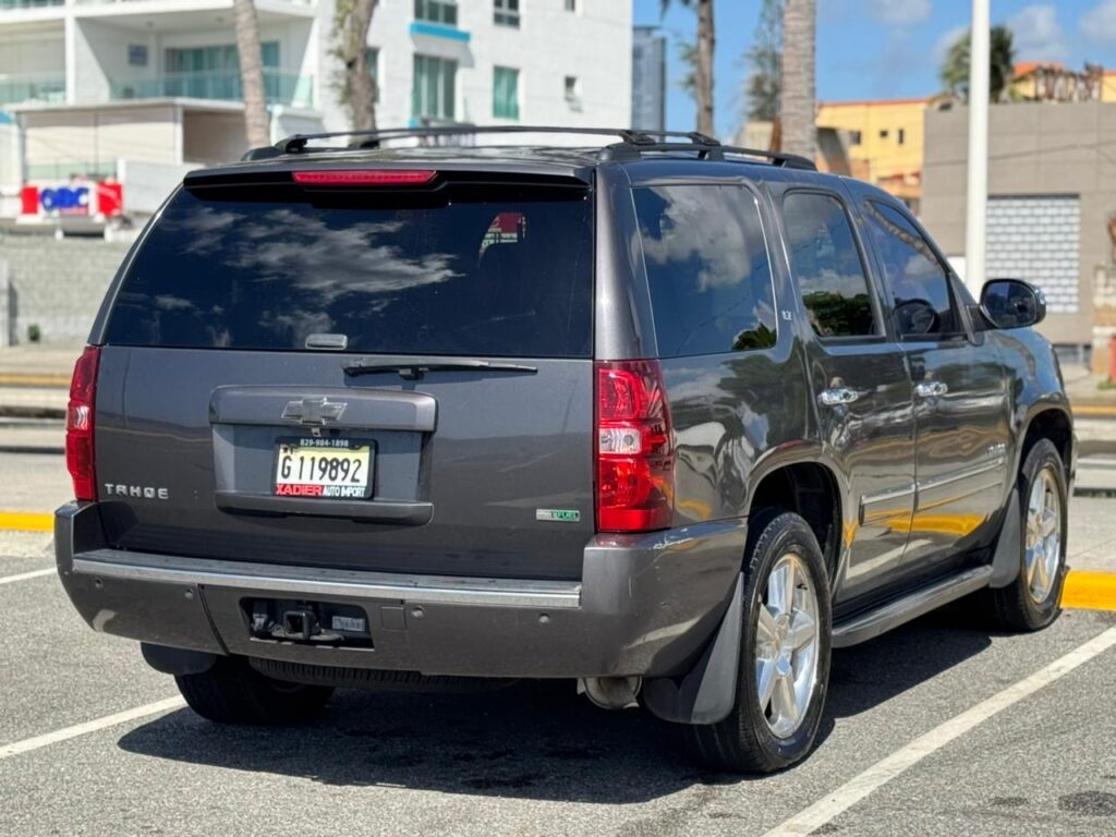 Chevrolet Tahoe LTZ 2010
