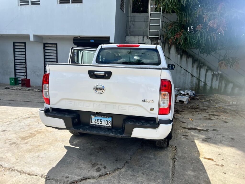 Nissan Frontier EX 2023