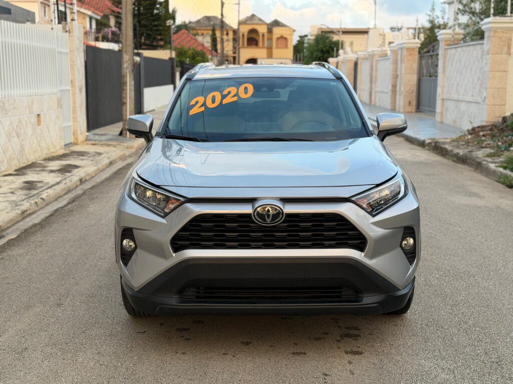 Toyota RAV4 XLE 2020