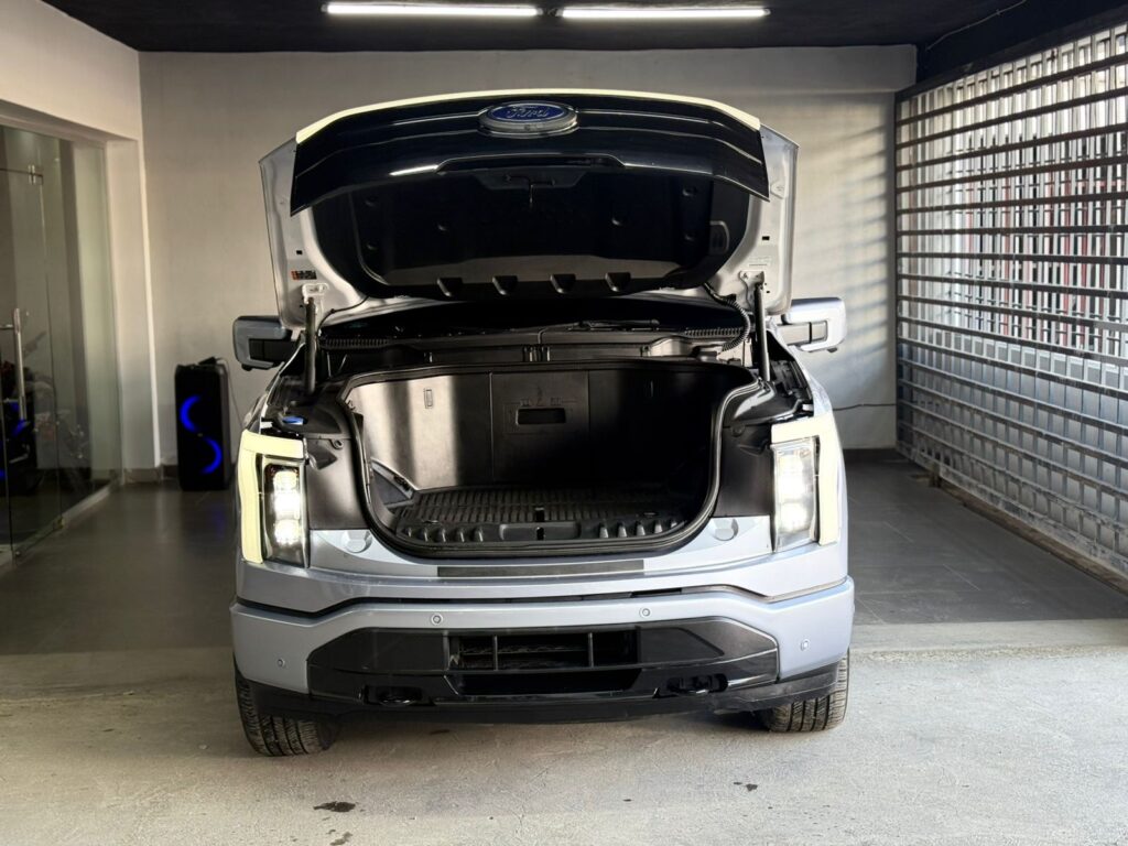 Ford F-150 Lightning Platinum 2022