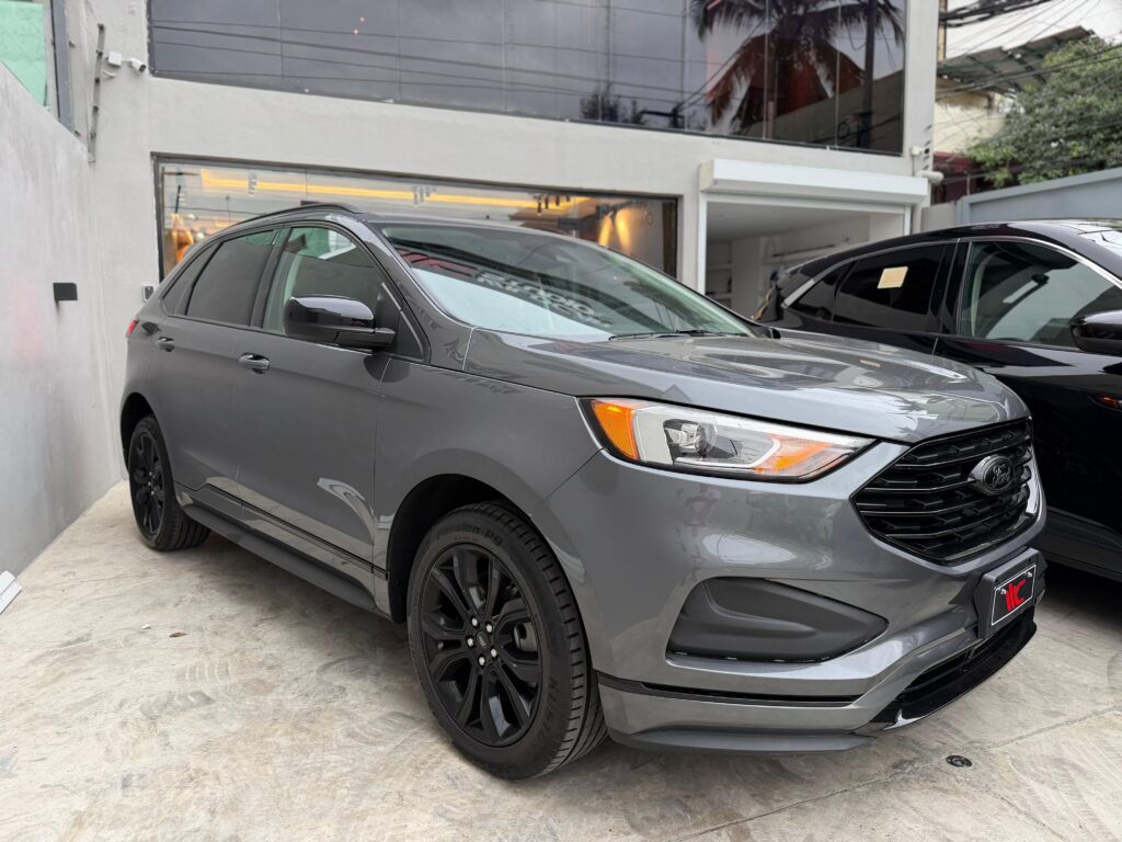 Ford Edge SE 2022