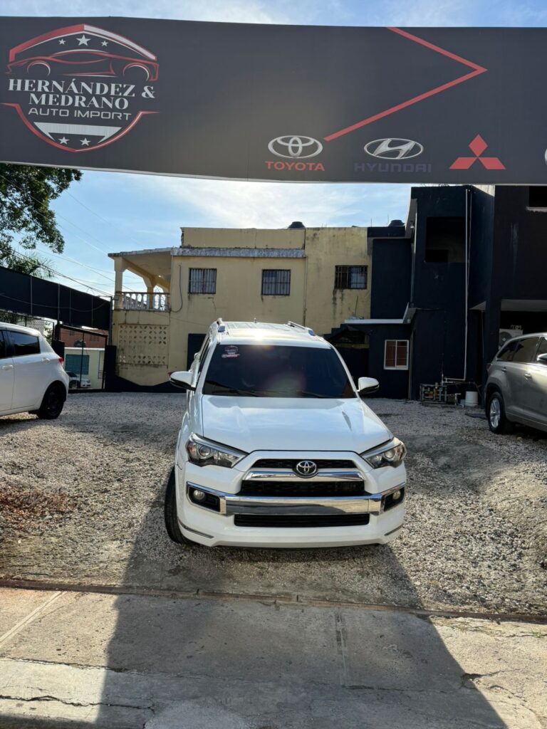 Toyota 4Runner Limited 2017