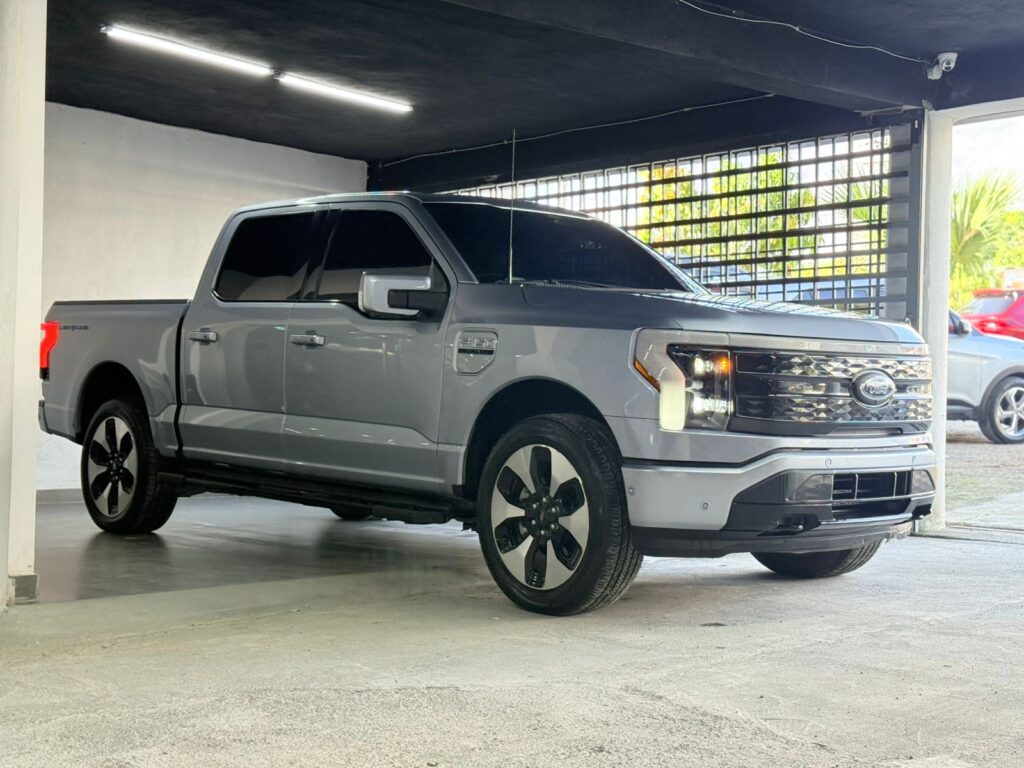 Ford F-150 Lightning Platinum 2022