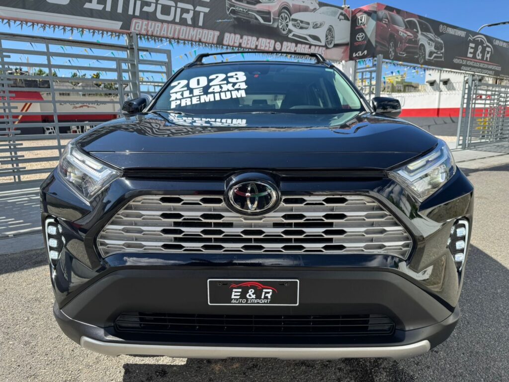 Toyota RAV4 XLE 2023