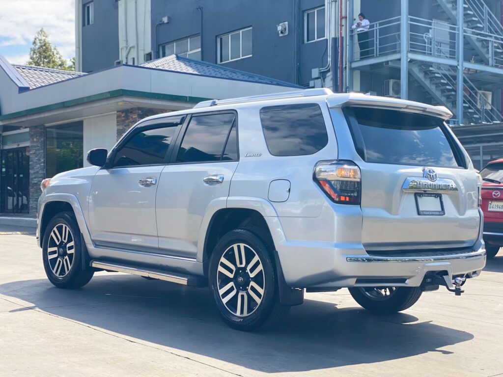 Toyota 4Runner Limited 2012