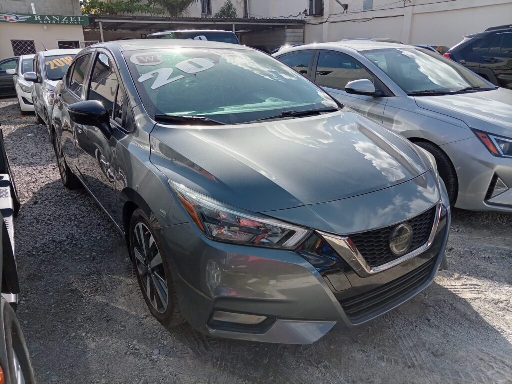 Nissan Sentra SR 2020