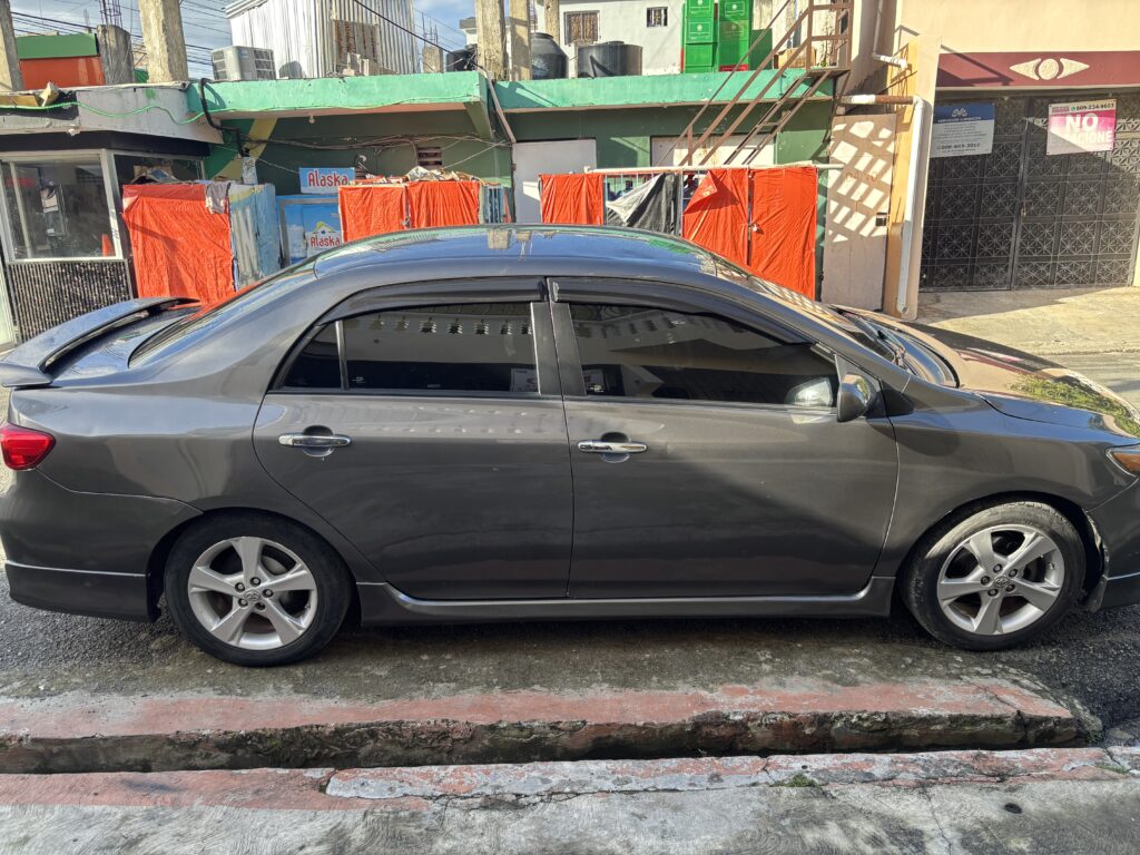 Toyota Corolla S 2013