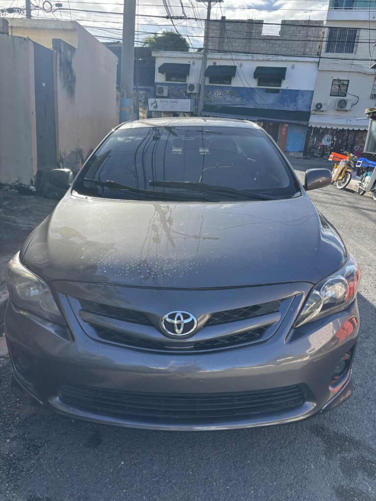 Toyota Corolla S 2013
