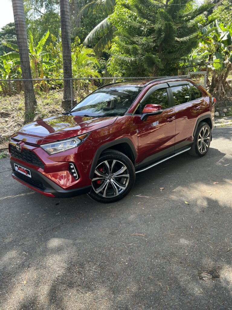 Toyota RAV4 XLE 2021