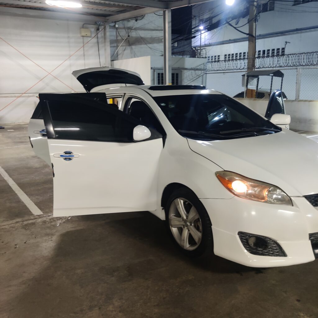 Toyota Matrix S 2010