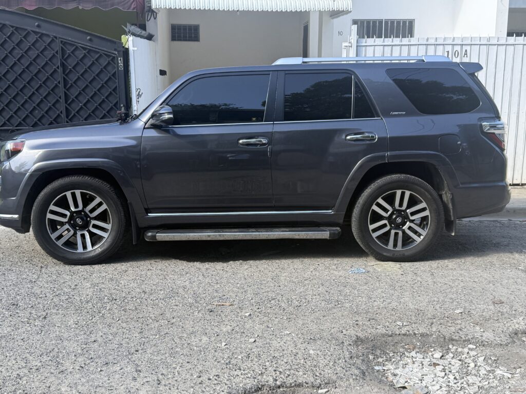 Toyota 4Runner Limited 2019