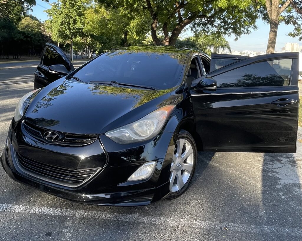 Hyundai Elantra Limited 2013