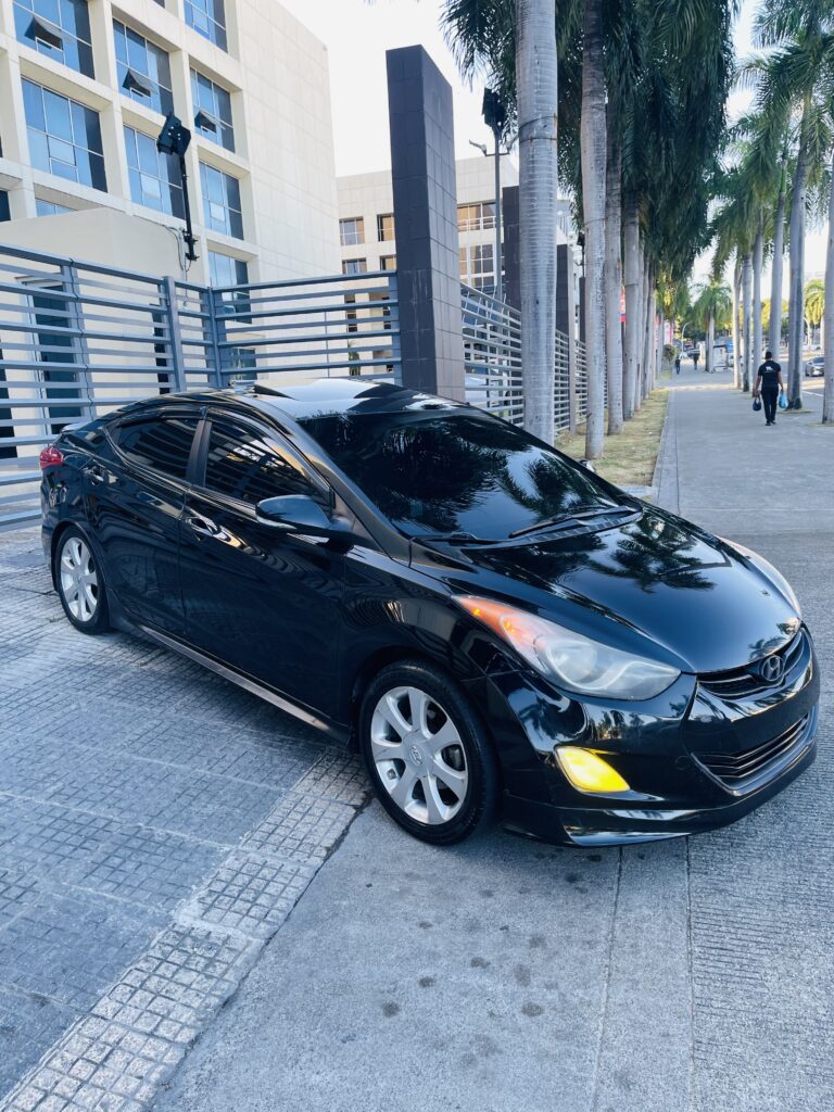 Hyundai Elantra Limited 2013