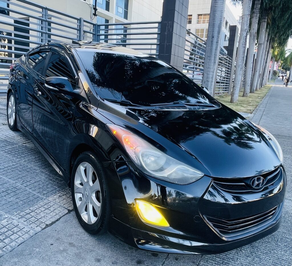 Hyundai Elantra Limited 2013