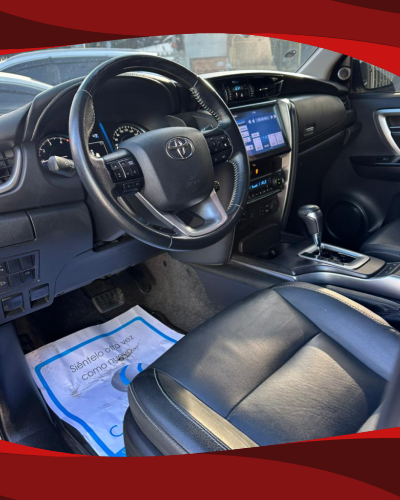 Toyota Fortuner SRX 2023