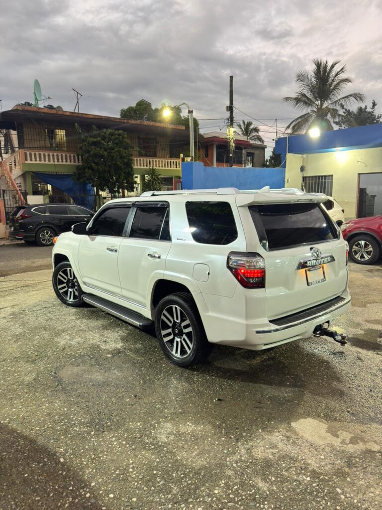 Toyota 4Runner Limited 2021