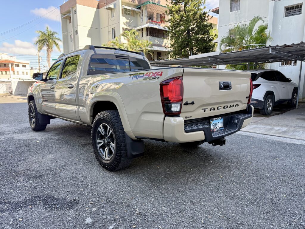 Toyota Tacoma TRD off-road 2019
