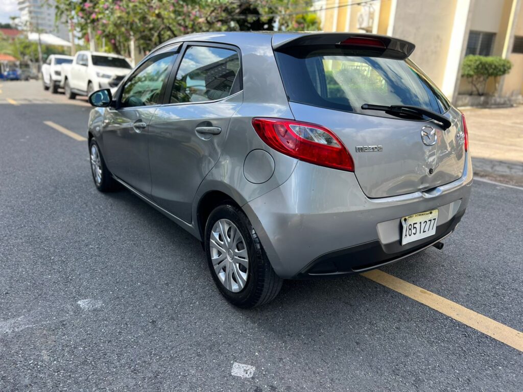 Mazda Demio 2013