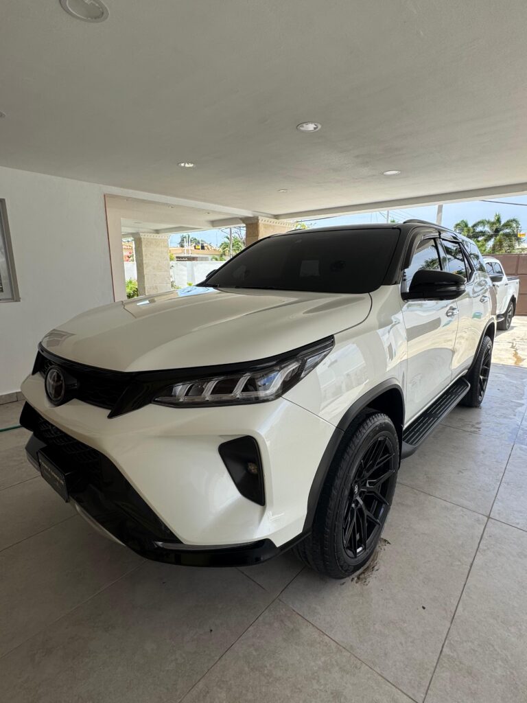 Toyota Fortuner 2023