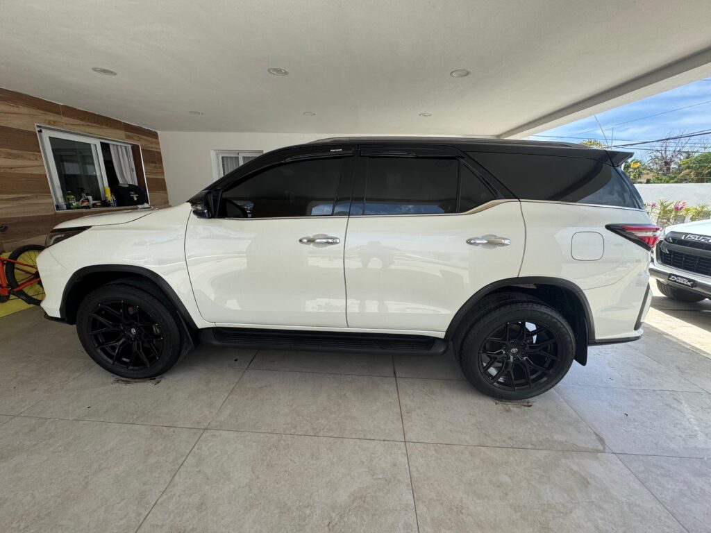 Toyota Fortuner 2023