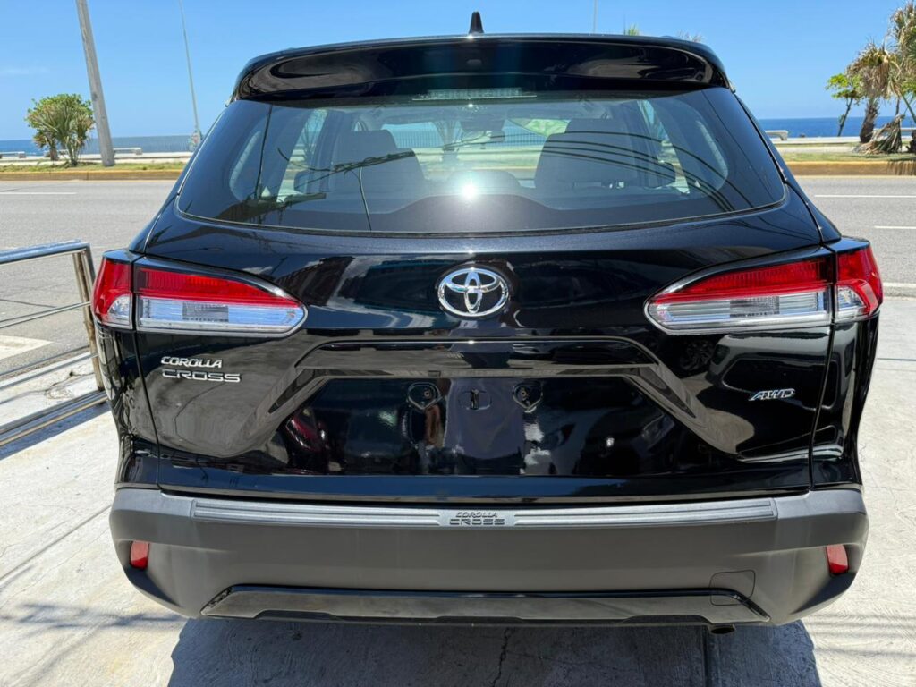 Toyota Corolla Cross LE 2023