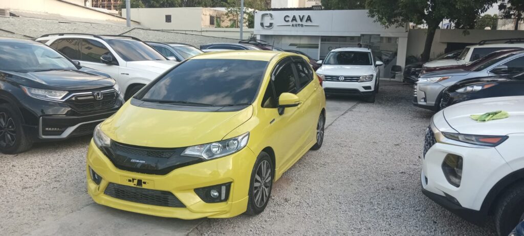 Honda Fit Hybrid 2016