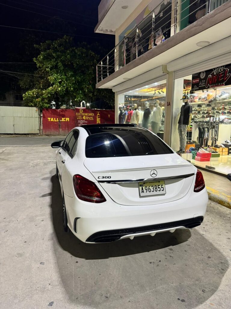 Mercedes-Benz Clase C C300 2017