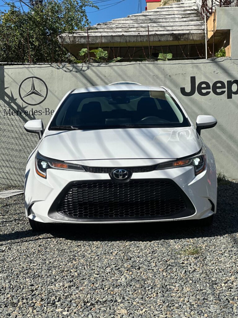 Toyota Corolla LE 2021