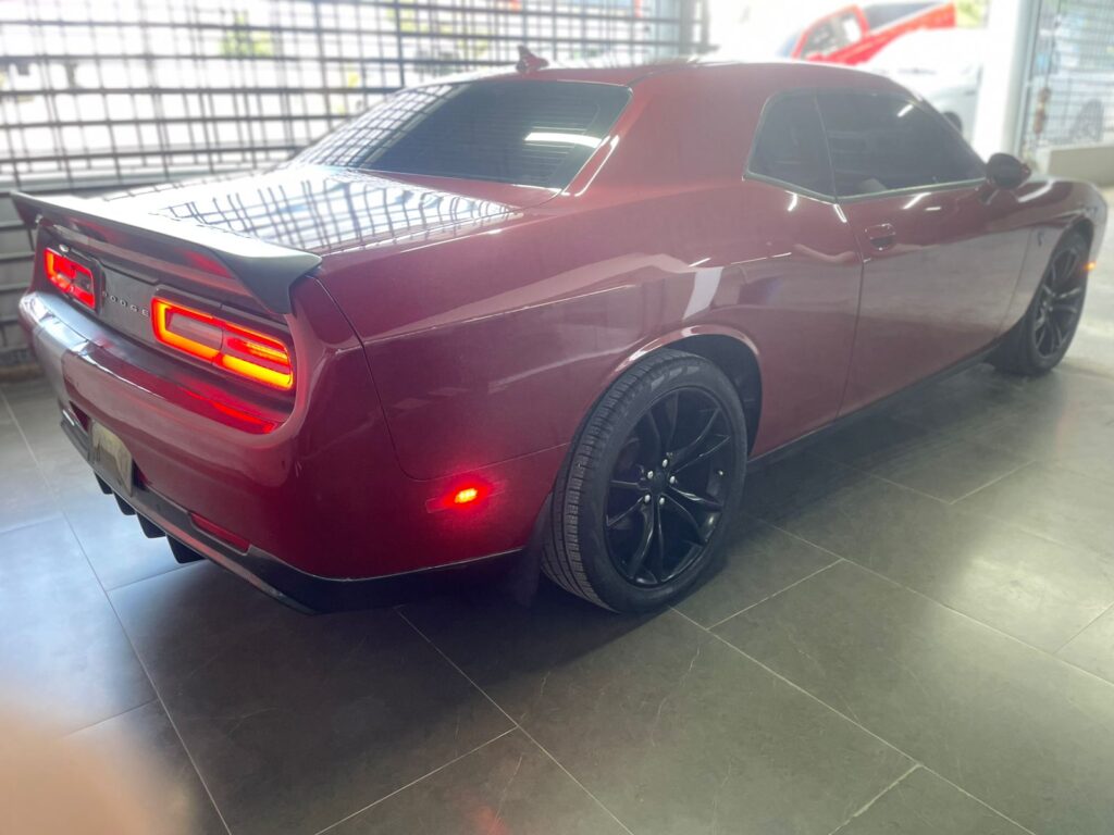 Dodge Challenger 2020