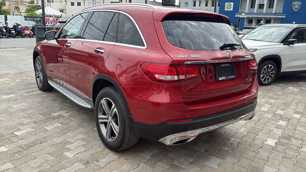 Mercedes-Benz GLC GLC300 4Matic 2017